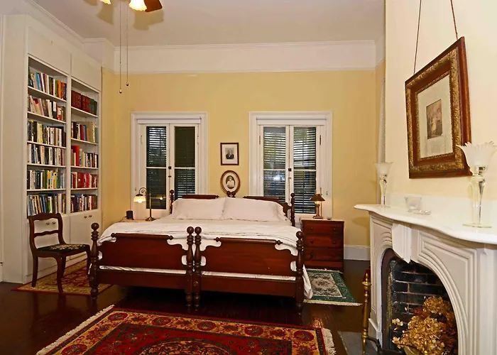 1872 Denham Inn Monticello