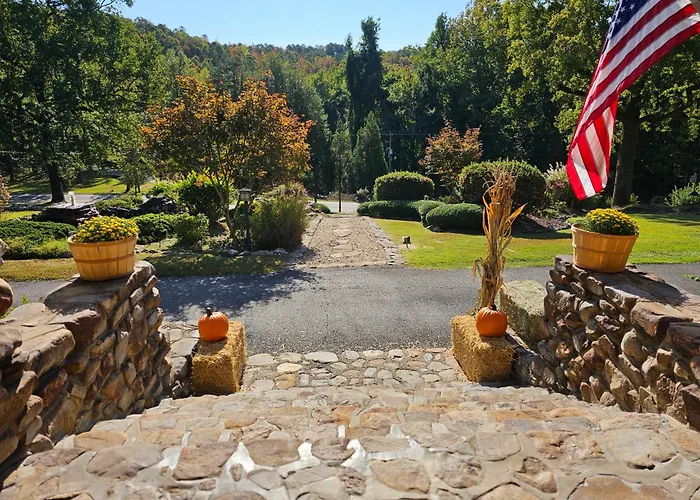 Hilltop Manor B&B Hot Springs