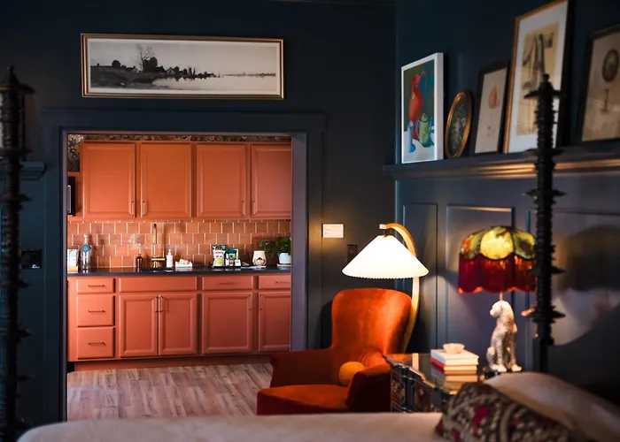 The Menagerie Bed & Breakfast Fredericksburg