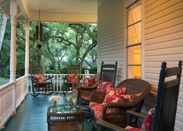 Magnolia Springs Bed And Breakfast