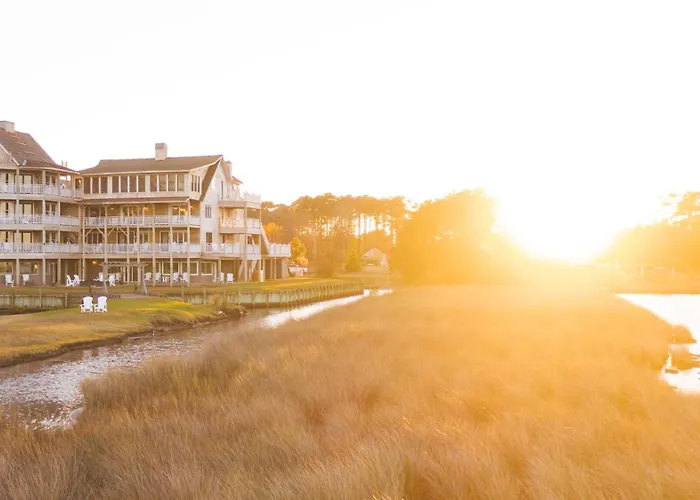 The Burrus House Inn Waterfront Suites Manteo