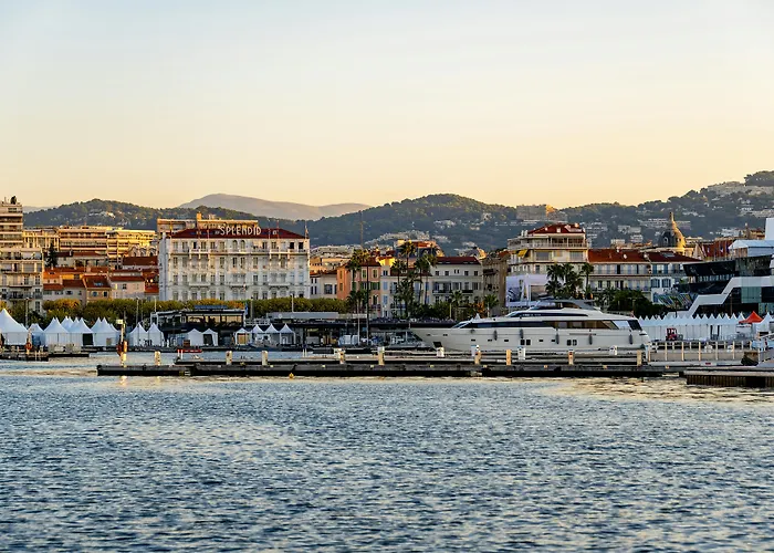 Vacation Apartment Rentals in Cannes